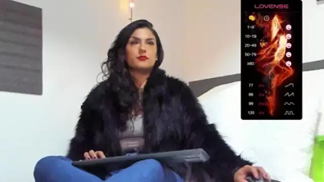 ninawilliams1_ on StripChat 