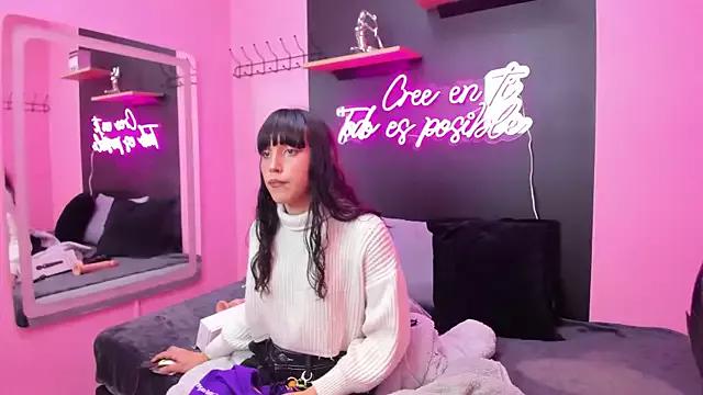 NoahGoddess on StripChat 