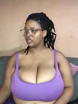 NonoGotBoobies on StripChat 