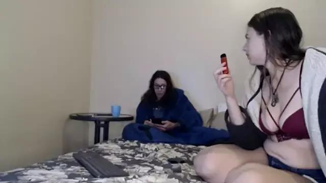 nzplaytime on StripChat 