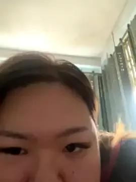 ooongsaa on StripChat 