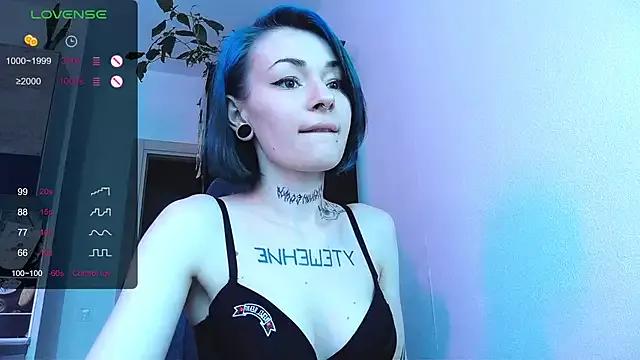 pale_skin on StripChat 