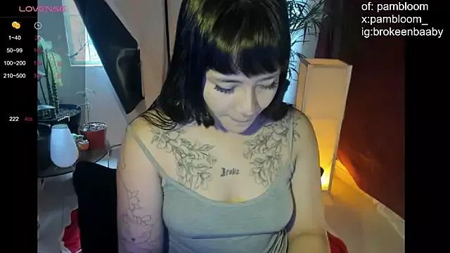 pambloom_ on StripChat 