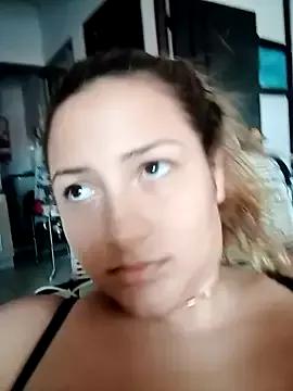 PAMELA_L on StripChat 