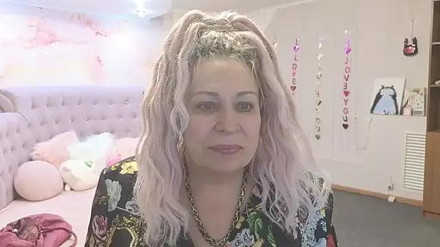 Penelope_Pinky on StripChat 