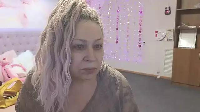 Penelope_Pinky on StripChat 