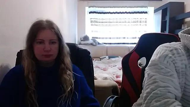 PeterAndJen on StripChat 