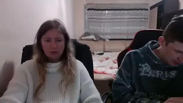 PeterAndJen on StripChat 