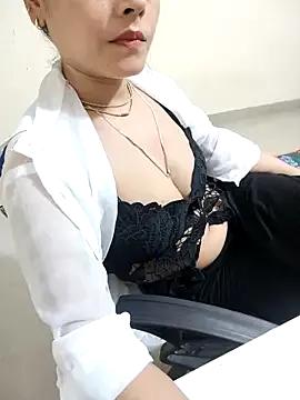 Pihu_Chopra on StripChat 