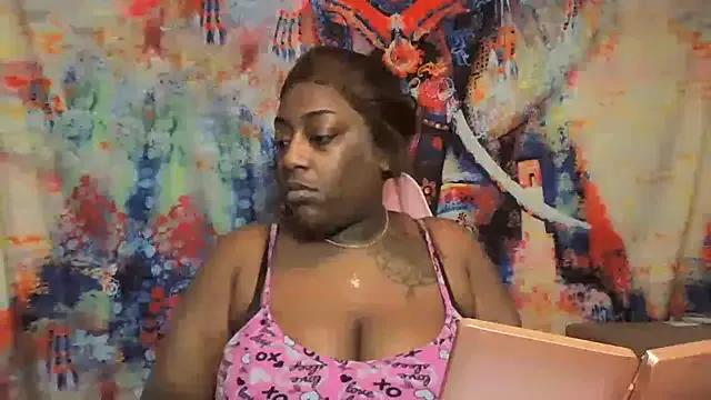 PinkySoJuicee on StripChat 