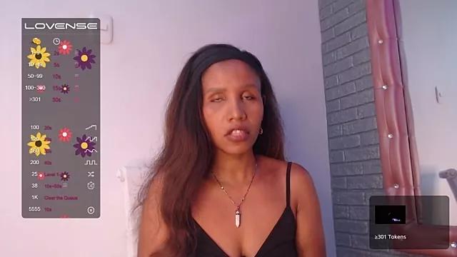 Ponny_Evanss on StripChat 
