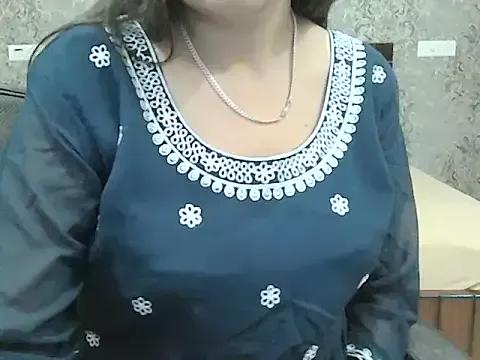 Pooja_queen003 on StripChat 