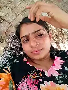Preetmahi98 on StripChat 