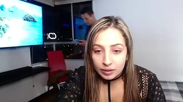 Pretty_zafiro on StripChat 