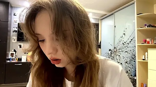 Princessofcashe — change top