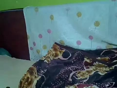 qee_gee on StripChat 