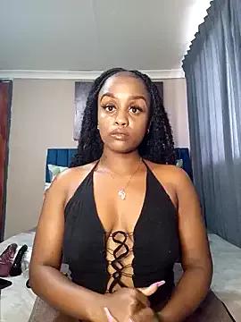 Queen-Chocolate on StripChat 