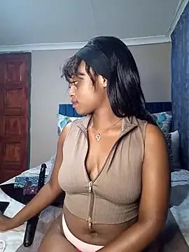 Queen-Chocolate on StripChat 