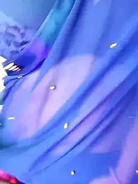 Queen-mira on StripChat 