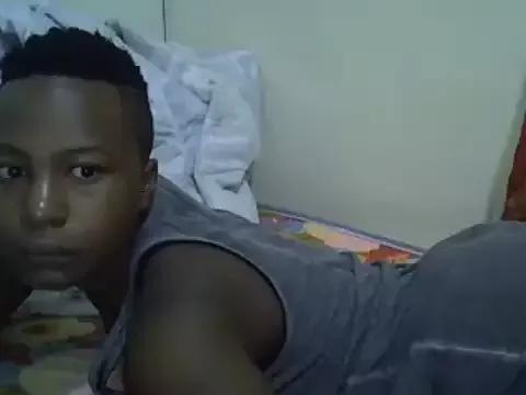 QUEEN_MAIRA on StripChat 