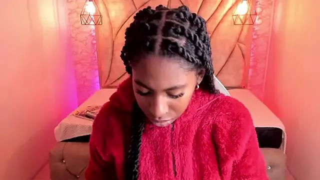 Queen_perla_ on StripChat 