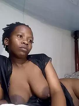 Queentesi on StripChat 