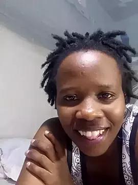 Queentesi on StripChat 