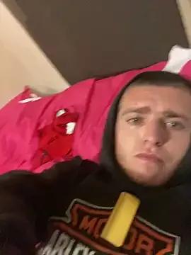 ReloadedQuack on StripChat 