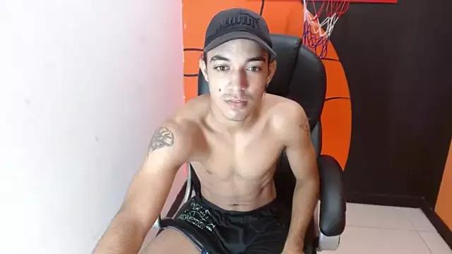RobinJhonson on StripChat 