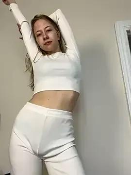 Rose_sunny on StripChat 