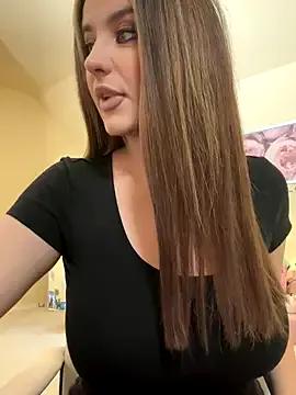 RoxxyDallas on StripChat 