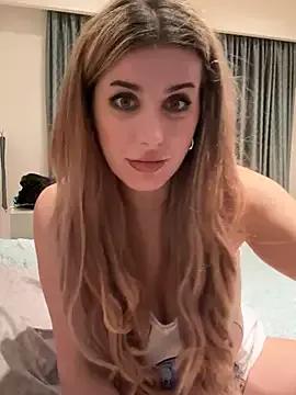 RoxxyDallas on StripChat 