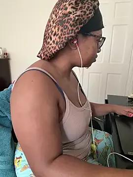 Roylazz_ on StripChat 