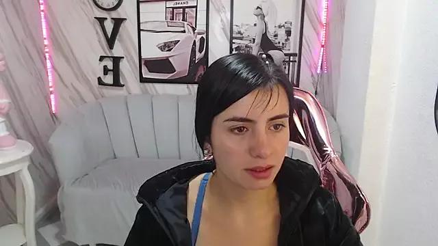 Samantha_b_ on StripChat 
