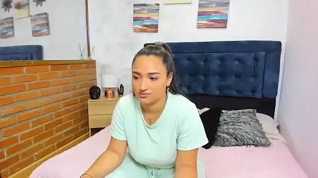 Samantha_Pulido on StripChat 