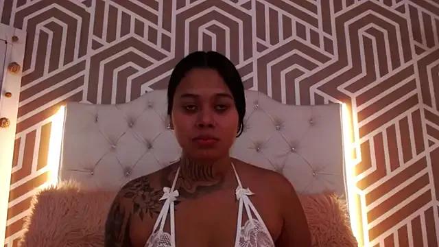 SamanthaHarvei on StripChat 