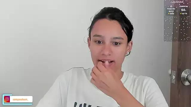 SamanthaWatson on StripChat 