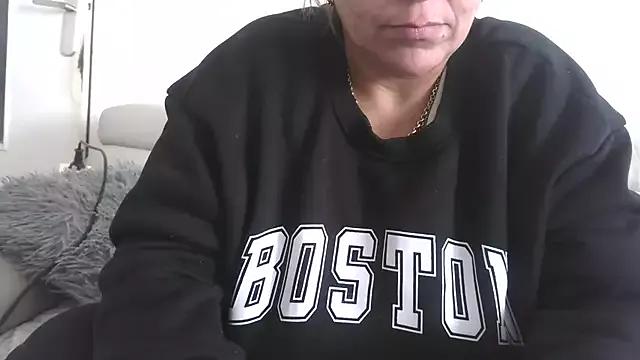 sarametisse26 on StripChat 