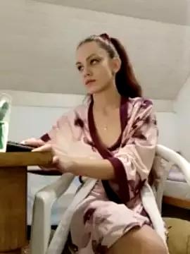Sarrah_Miles on StripChat 