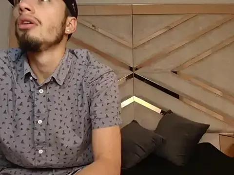 Serena_and_Theo_Rx on StripChat 