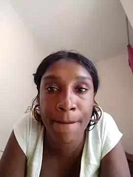 Shantal_Smith44 on StripChat 
