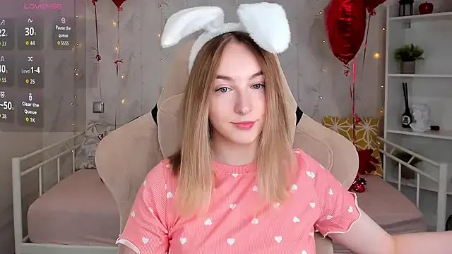 Shy_Polly model from sc