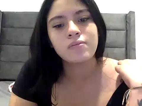 skarlethpearz on StripChat 
