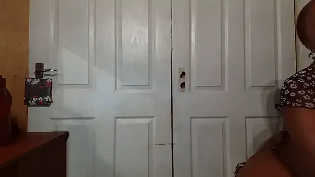 Smoochy- on StripChat