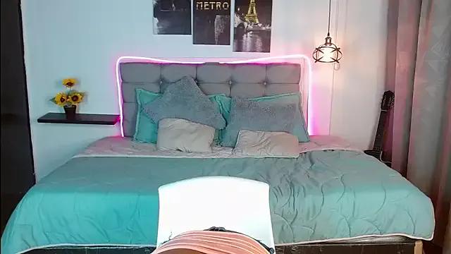 Soffia_xx on StripChat 