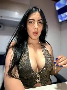 Sofia_Collins- — Tease my Boobs in office' (VeryRisky)