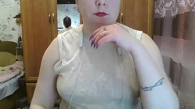 SophieNightAh on StripChat 