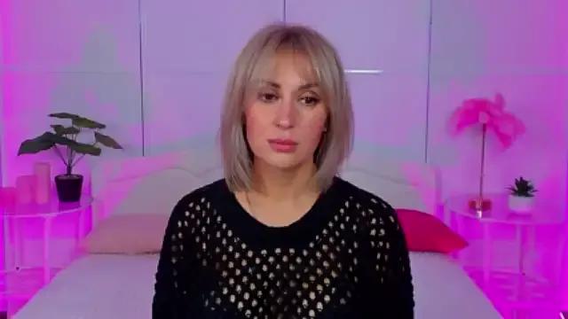 Stella_Bambi on StripChat 