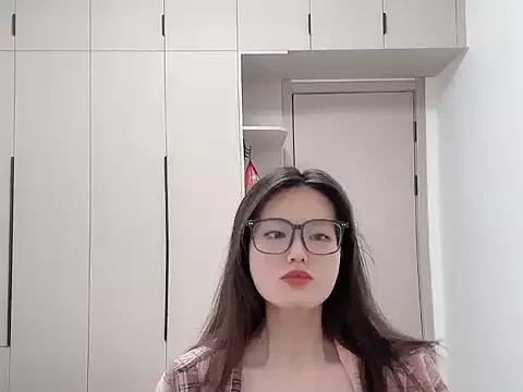 suluo- on StripChat 
