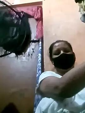 Sunayna_1 on StripChat 